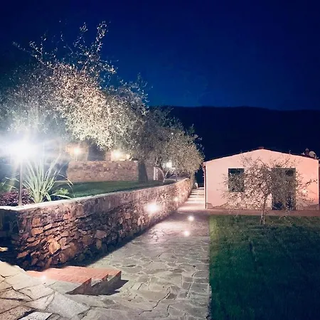 Gli Ulivi بيت للعطل Borgomaro