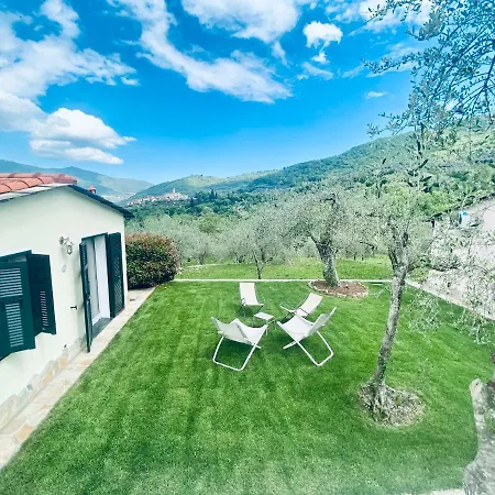 Holiday home Casa Vacanze Gli Ulivi *