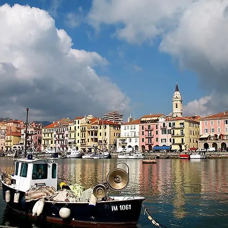 Gli Ulivi Tatil Evi Borgomaro